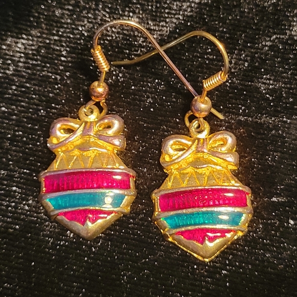 Holiday Earrings - Picture 6 of 10